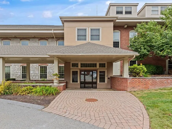 12 Brookside Rd Unit 5, Westford, MA 01886