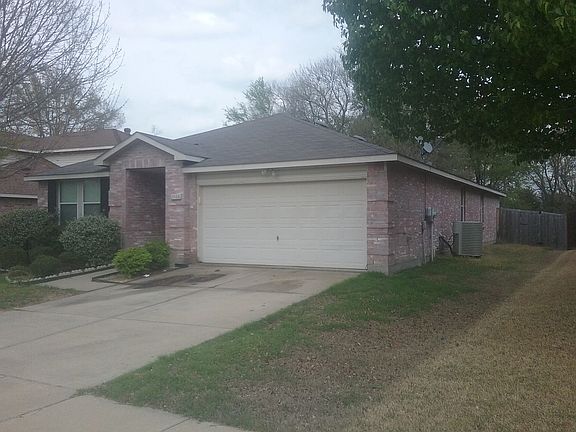 3rd image of 1300 Willow Tree Dr