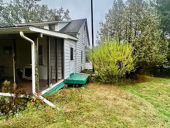 4th image of 1249 Lake Ariel Hwy