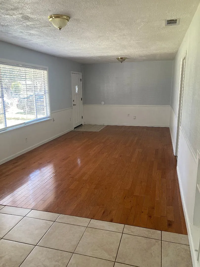 3 bed, 1388 sqft, $1,500 — Photo 4