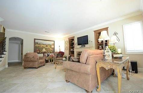 5th image of 17298 E View Dr