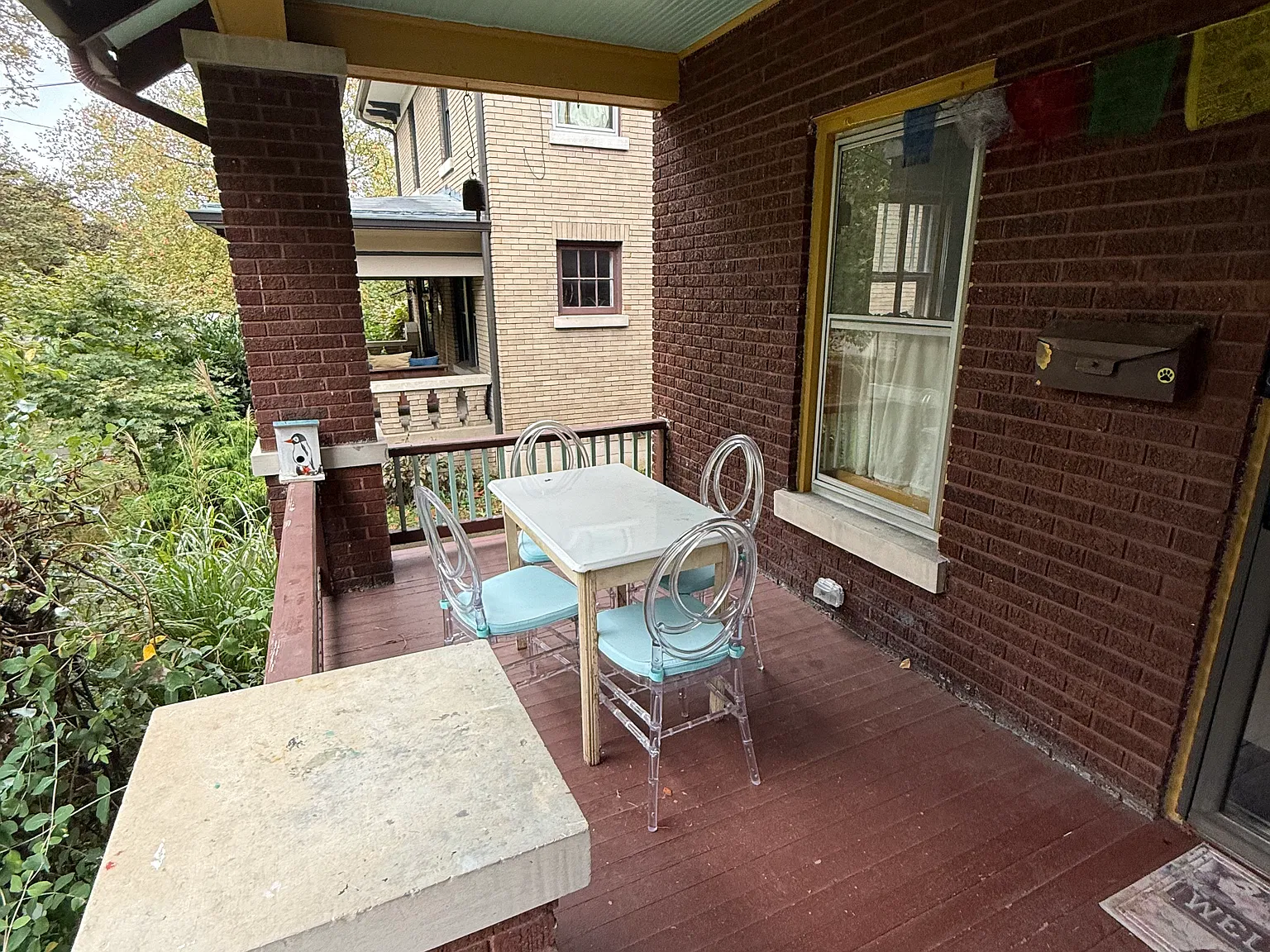 3 bed, 1.5 bath, 1628 sqft, $2,995 — Photo 3