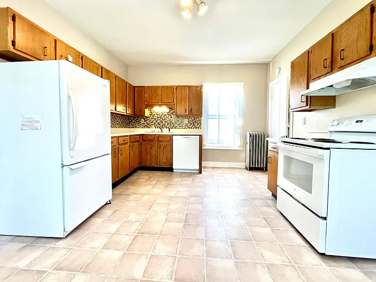 113 Fessenden St #1 — Photo 5