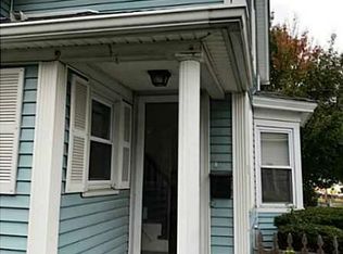 14 North St, Riverside, RI 02915