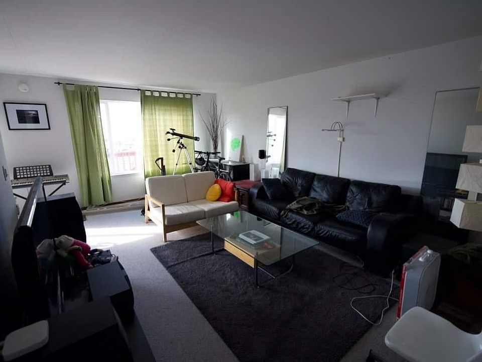 1st image of 21 Harold Ave #1