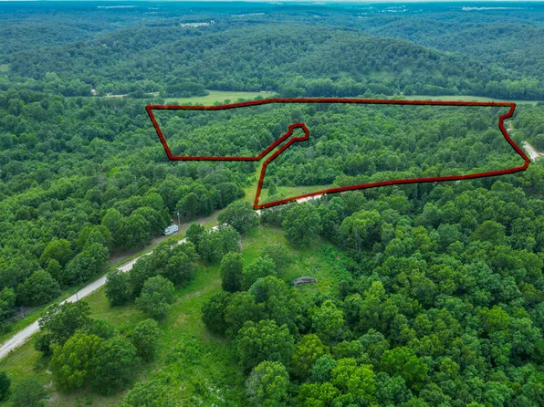 000 White Oak Road, Tunas, MO 65764