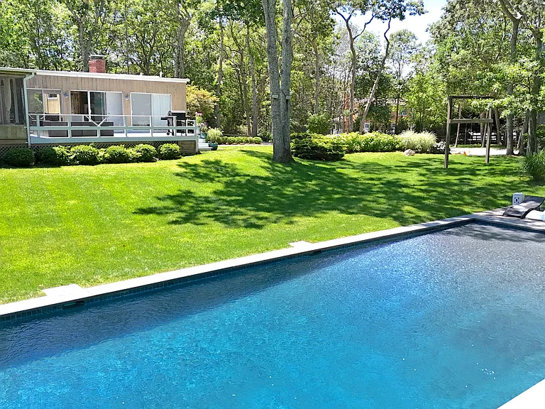 403 Springs Fireplace Rd — Photo 1