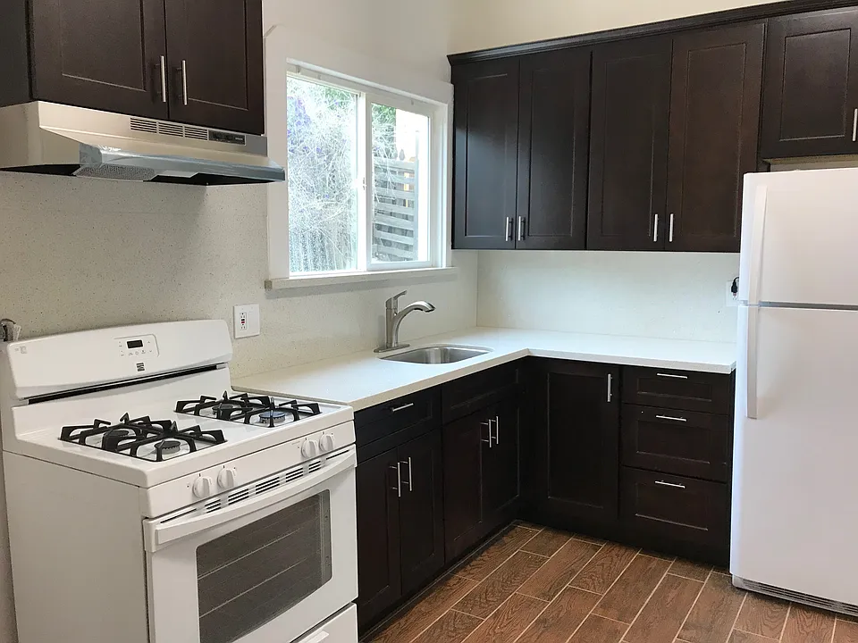 236 Carolina St #3
