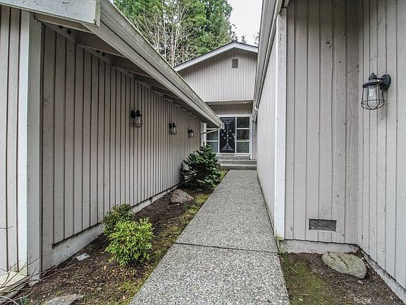 2nd image of 14725 28th Dr SE