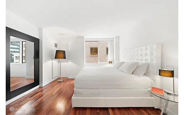 Rented by Douglas Elliman | media 8