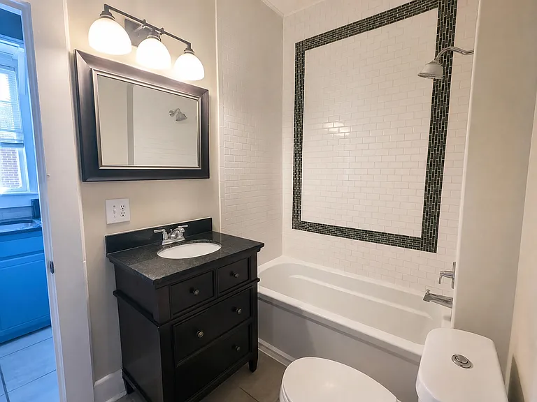2115 Wallace St — Photo 17