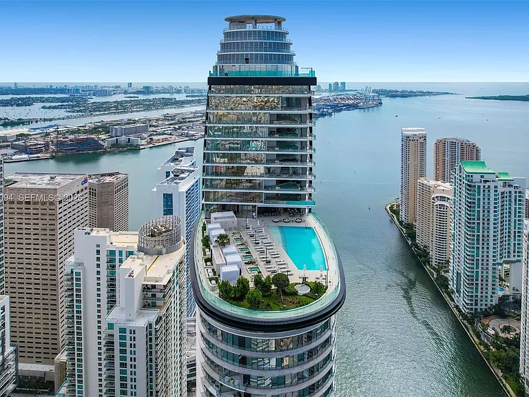 300 Biscayne Boulevard Way #3404C — Photo 4