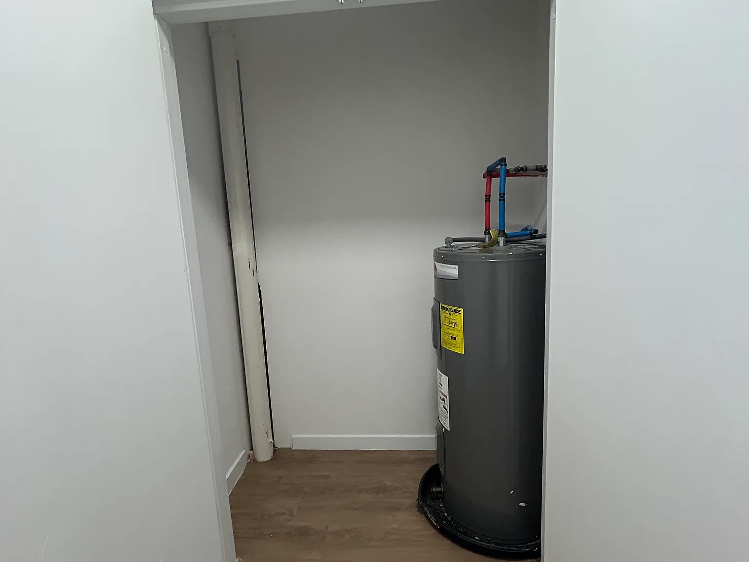 2 bed, $1,963 — Photo 3