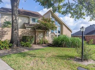 6914 Worcester Dr, Spring, TX 77379