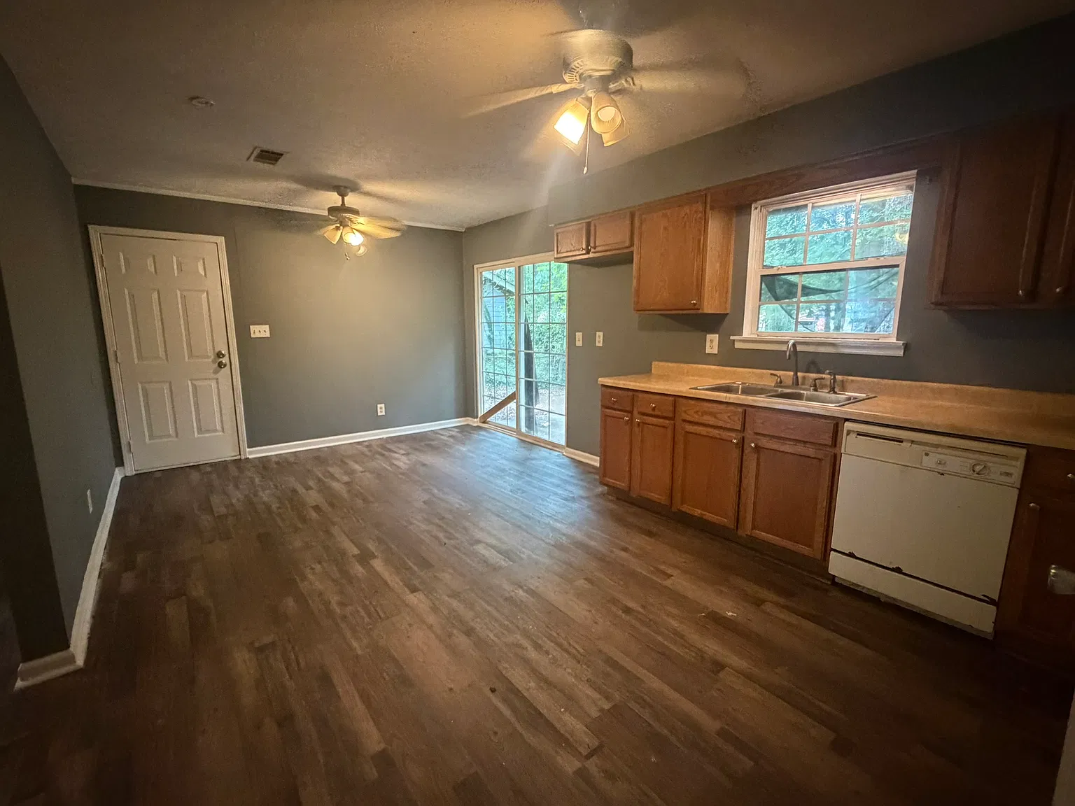 2832 Woodfield Drive - 1 — Photo 4