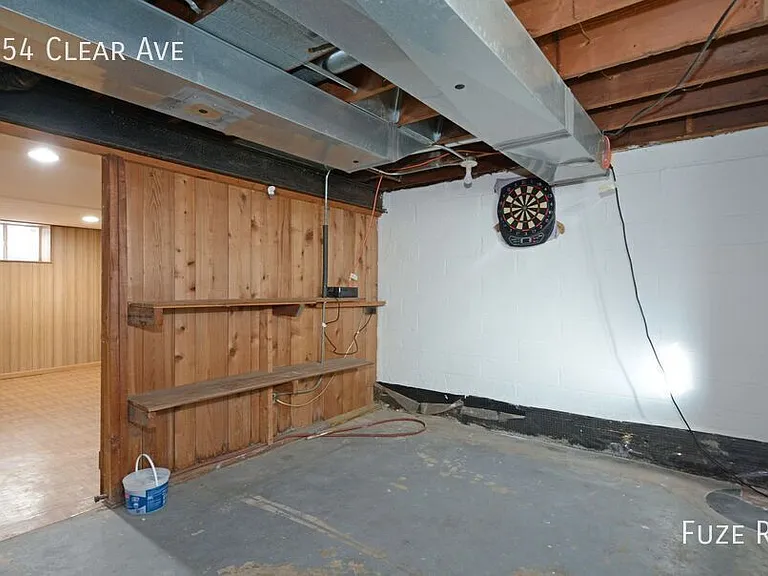 654 Clear Ave — Photo 18