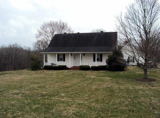747 Harrison School Rd, Scottsville, KY 42164