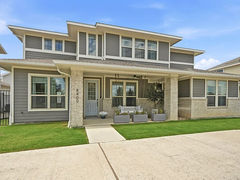 8400 Ausblick Ave — Photo 3