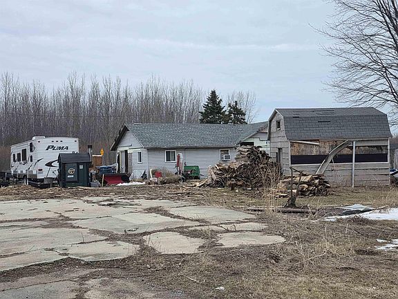 2nd image of 2418 Wetters Rd