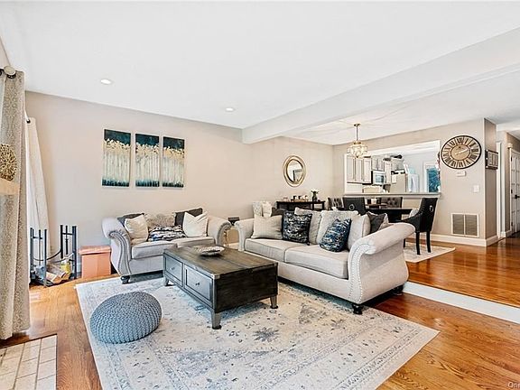 3rd image of 65 Maple Hill Dr