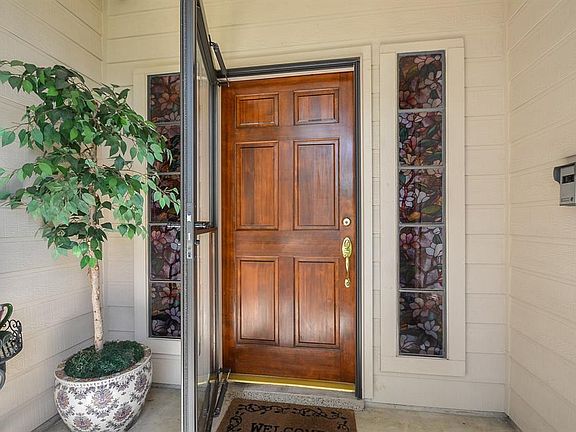 3rd image of 1502 Brickarbor Dr
