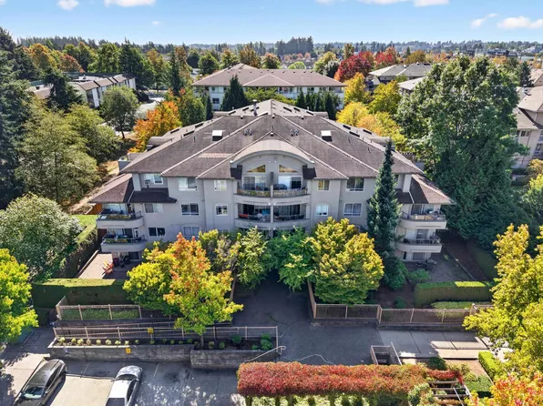 7475 138th St #104, Surrey, BC V3W 0Y9