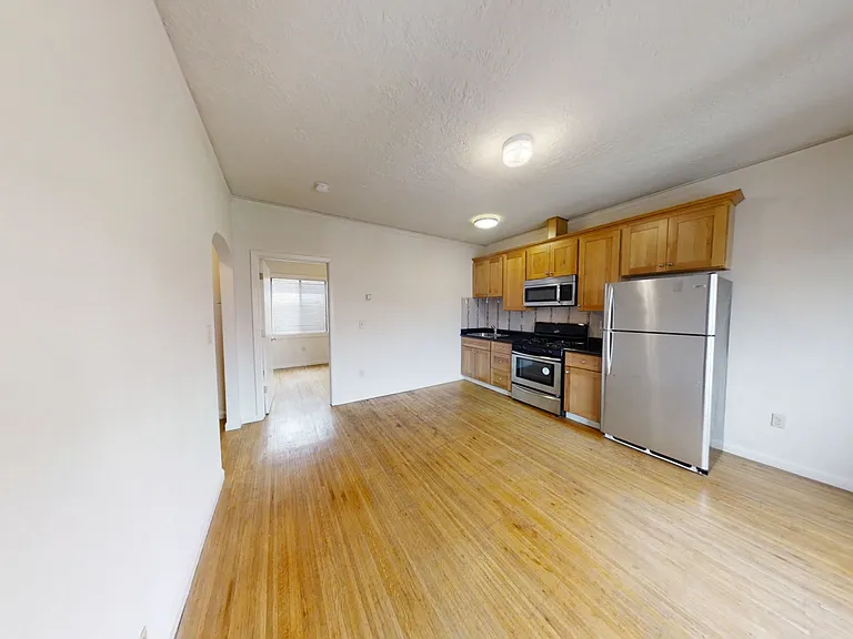 2030 Dwight Way — Photo 20