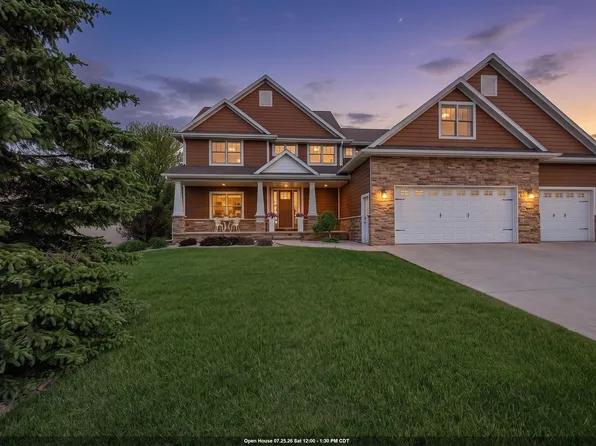 2017 E Higgins Hl, De Pere, WI 54115