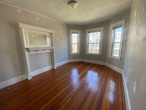 36 N Beacon St #2 Photo 1