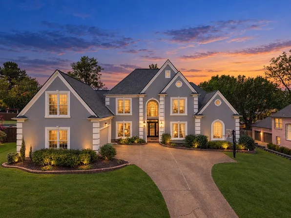 8841 Somerset Ln, Germantown, TN 38138