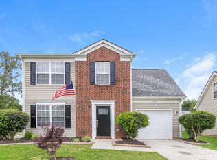 11350 Northwoods Forest Dr, Charlotte, NC 28214