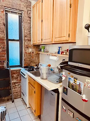 Rented by Compass | media 26