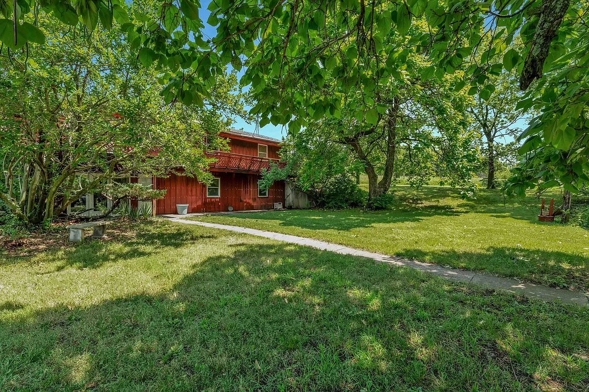 Building Photo - 40 Deep Creek Rd