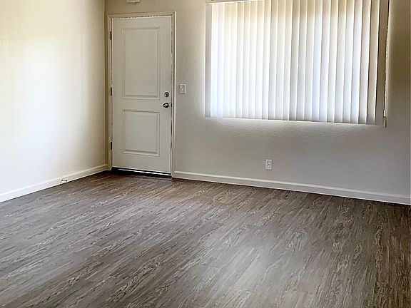 3rd image of 2095 Lincoln Ave #F9b