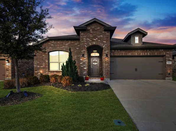 15829 Farringdon St, Justin, TX 76247