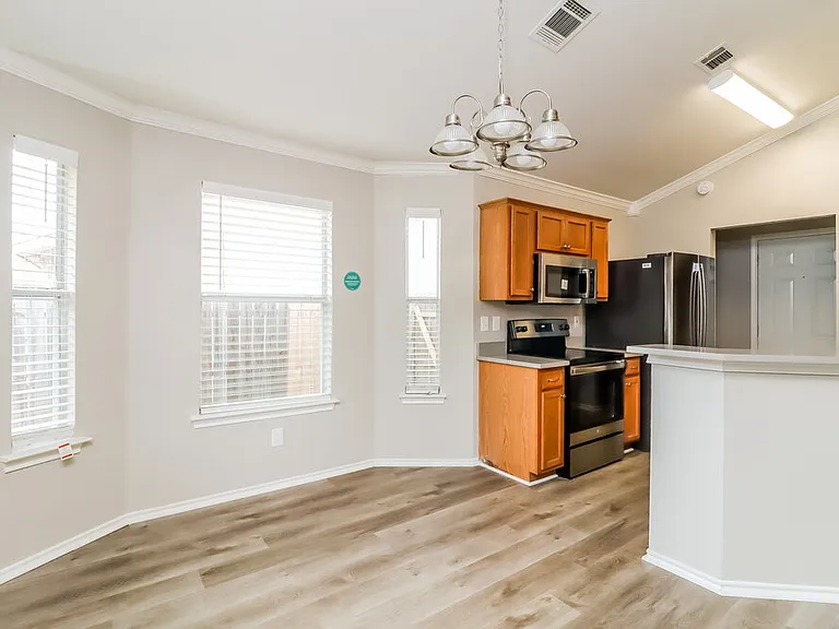 2105 Pacino Dr — Photo 8