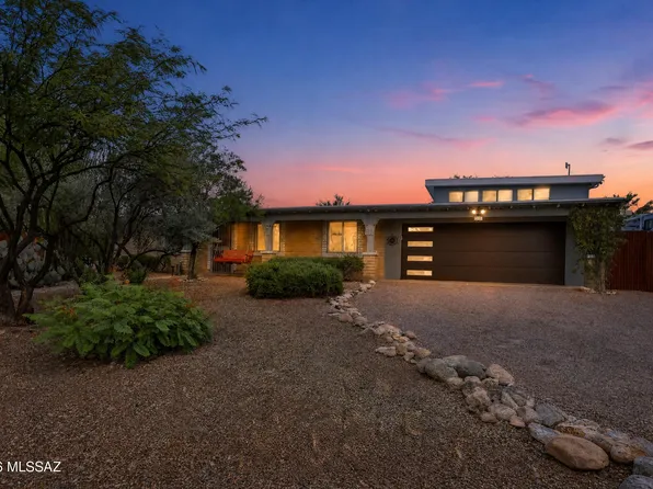 9400 E Summer Trl, Tucson, AZ 85749
