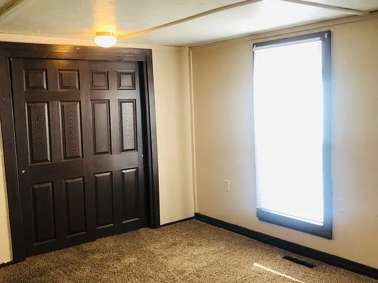 339 W Pine St — Photo 5