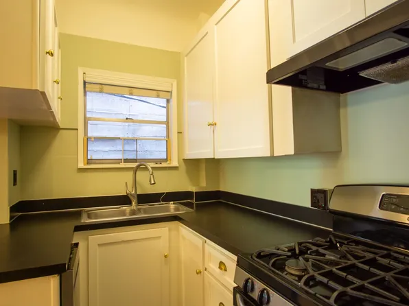209 NW 23rd Ave #104, Portland, OR 97210