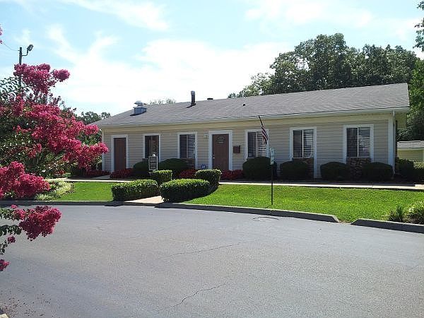 2nd image of 1930 Coleman Rd APT E6