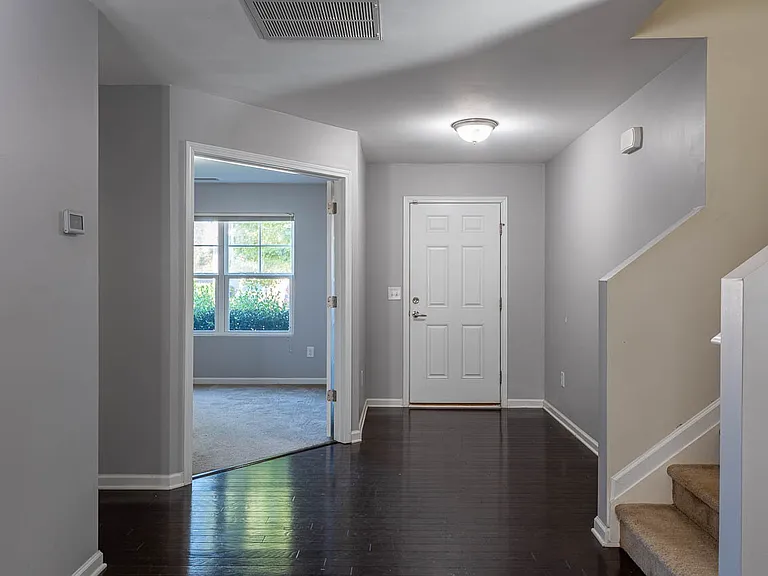 504 Southwick Pl — Photo 11