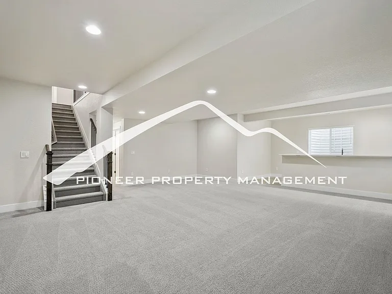 2398 Merlot Dr — Photo 19