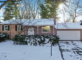 3311 Brentwood Dr, Champaign, IL 61821