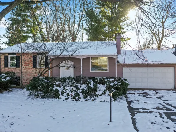 3311 Brentwood Dr, Champaign, IL 61821