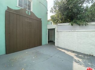 5438 Fernwood Ave, Los Angeles, CA 90027