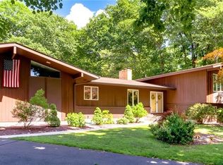 151 Oakcliff Rd, Middletown, CT 06457