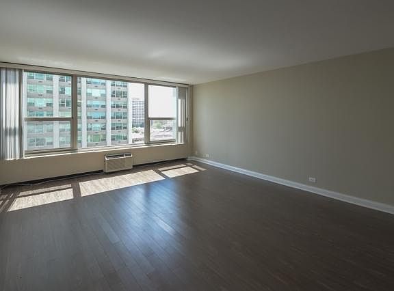 2nd image of 3600 N Lake Shore Dr APT 1021