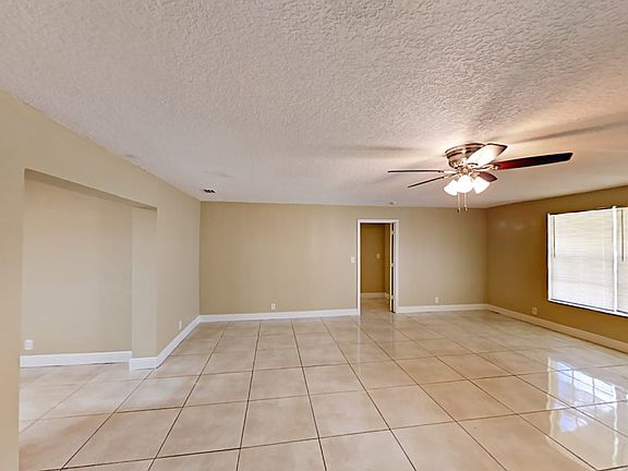 3rd image of 1811 NW 26th Ter