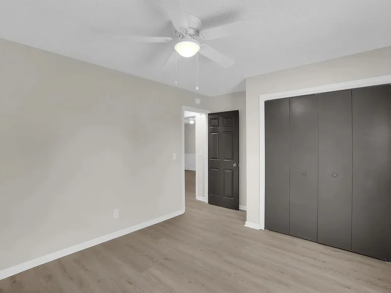 3908 Persimmon St #3908 — Photo 17