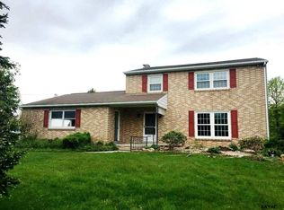 6779 Orefield Rd, Spring Grove, PA 17362